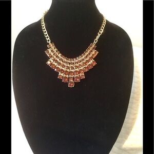 🌸Saks 5th Avenue Necklace.💍